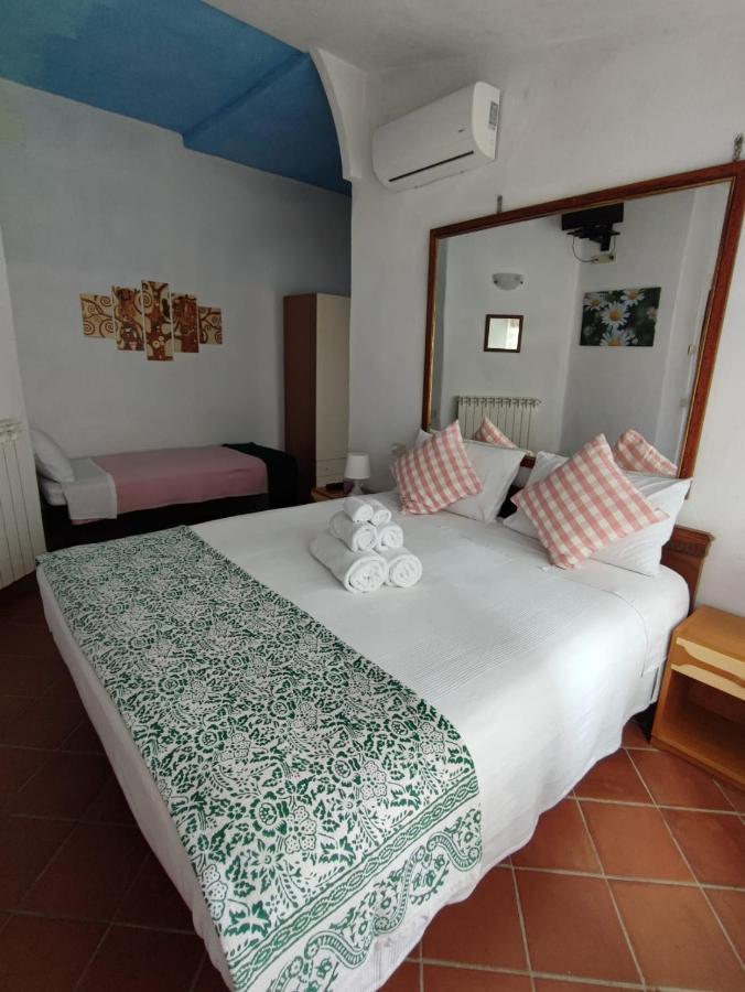 Agriturismo Podere Cherzo Cinigiano Eksteriør billede