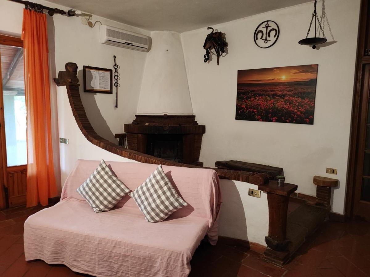 Agriturismo Podere Cherzo Cinigiano Eksteriør billede
