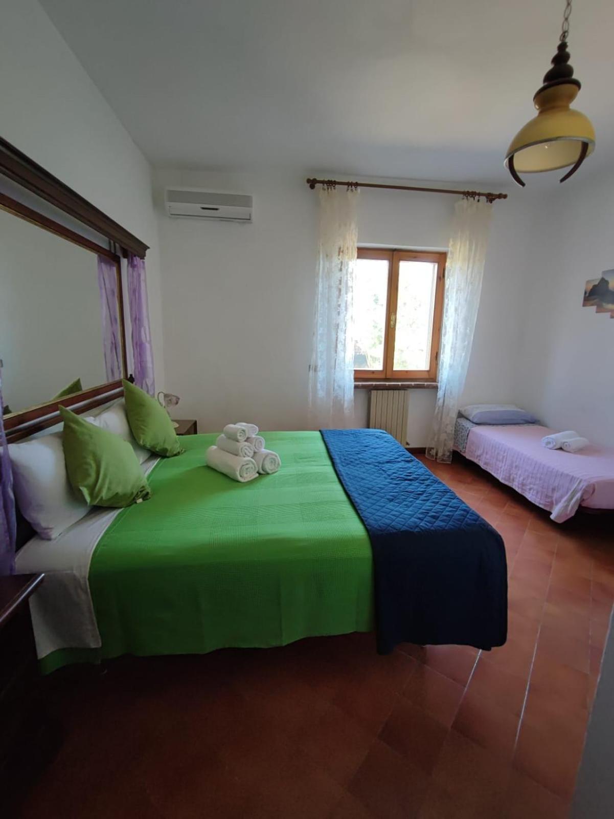 Agriturismo Podere Cherzo Cinigiano Eksteriør billede