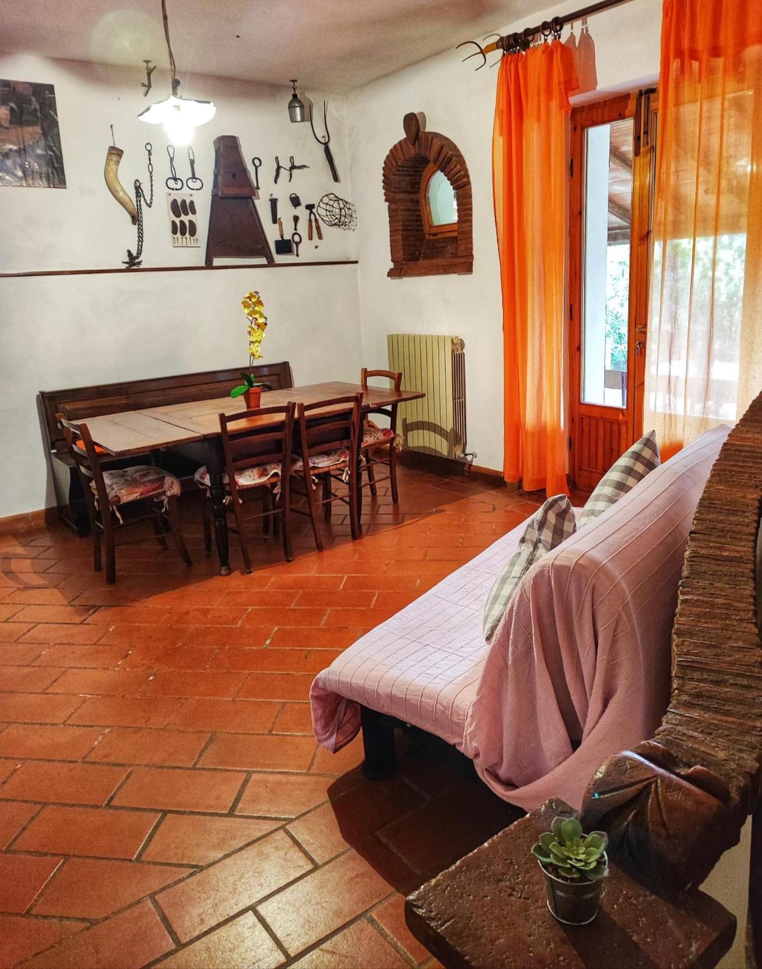 Agriturismo Podere Cherzo Cinigiano Værelse billede